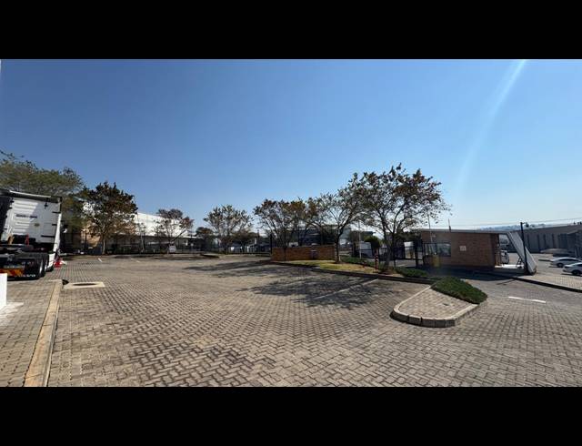 766M² WAREHOUSE TO LET IN LINBRO PARK